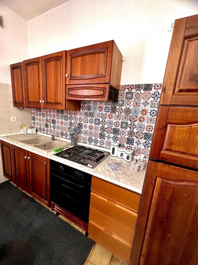 Casa Vacanze "Sautufao" Santa Venerina Bagian luar foto