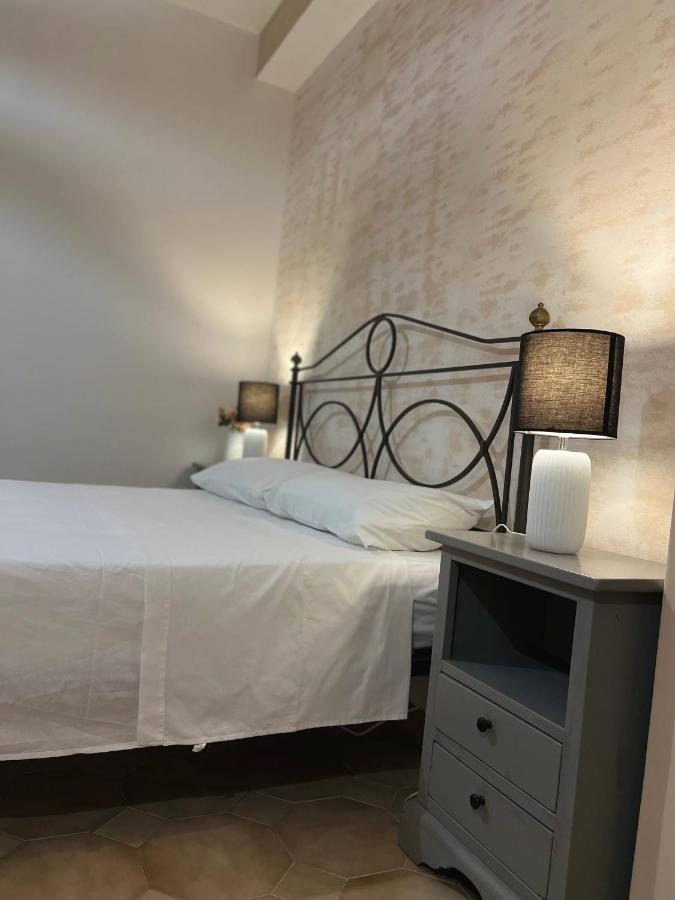 Casa Vacanze "Sautufao" Santa Venerina Bagian luar foto